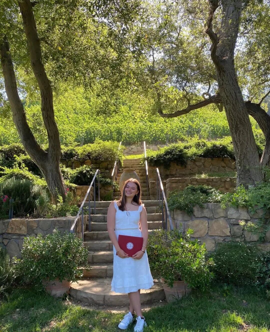 邓文迪和她的女儿_邓文迪女儿有继承权吗_