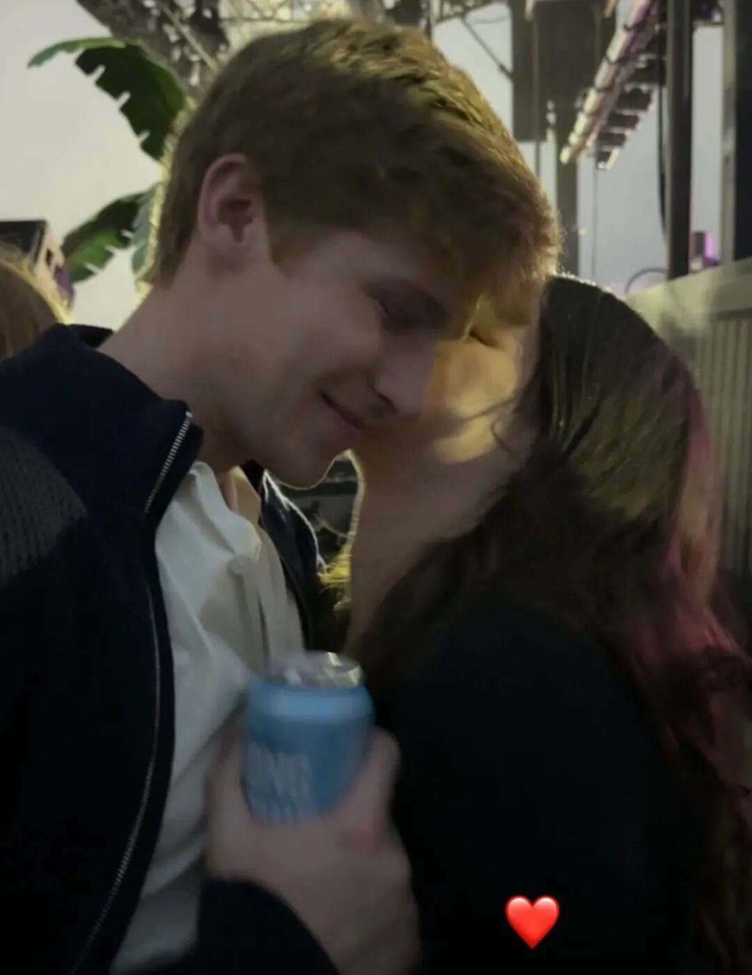 _邓文迪和她的女儿_邓文迪女儿有继承权吗